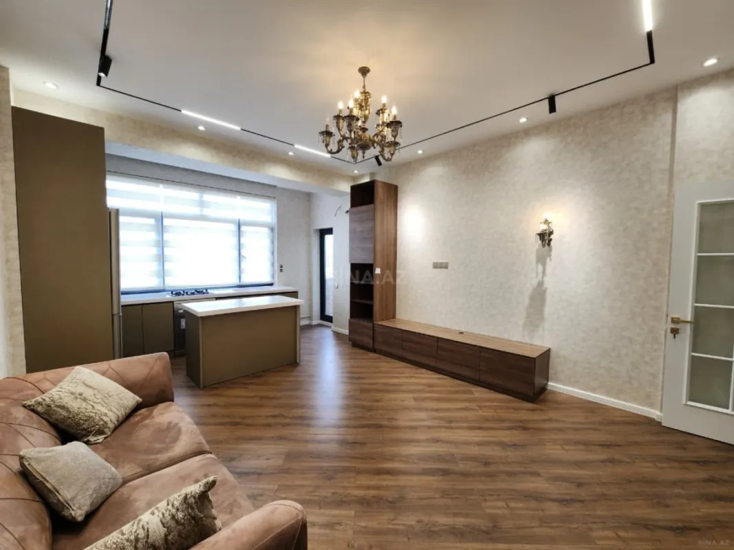 Kirayə verilir 2 otaqlı mənzil 65 m²