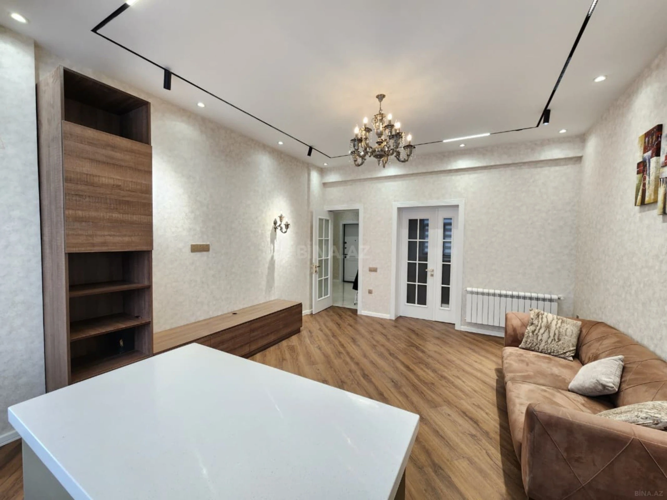 Kirayə verilir 2 otaqlı mənzil 65 m²