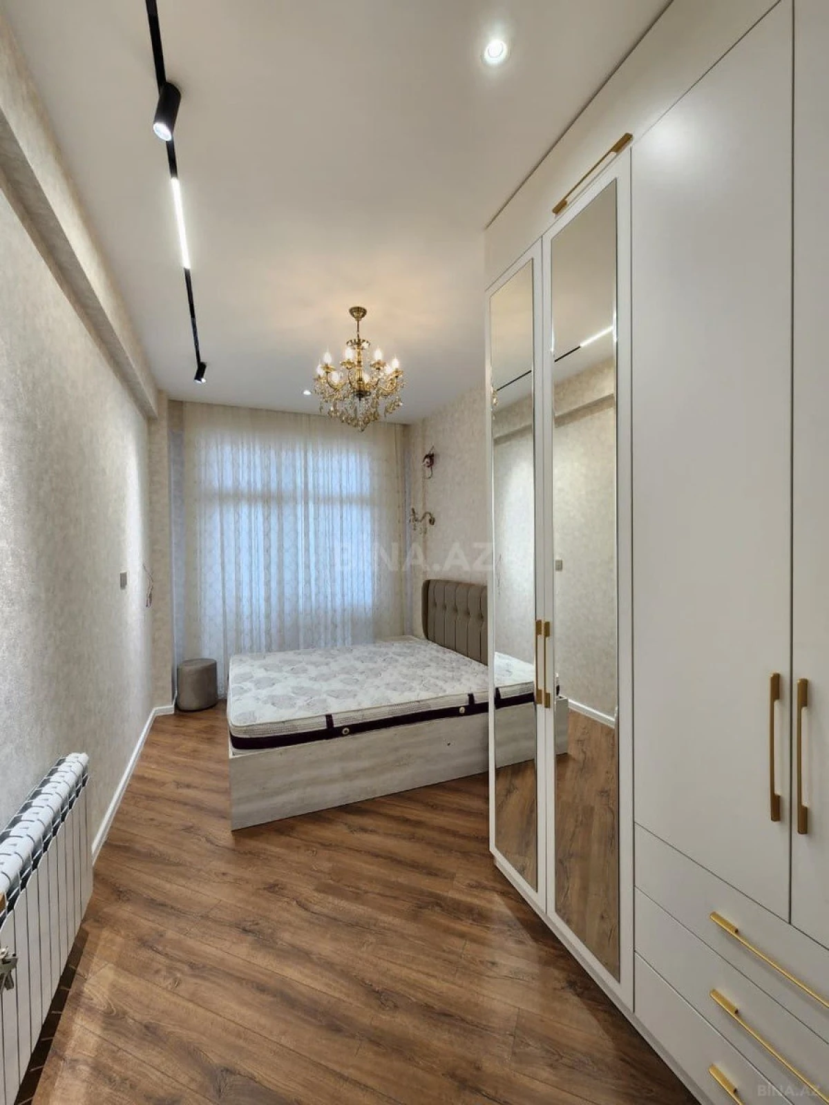 Kirayə verilir 2 otaqlı mənzil 65 m²