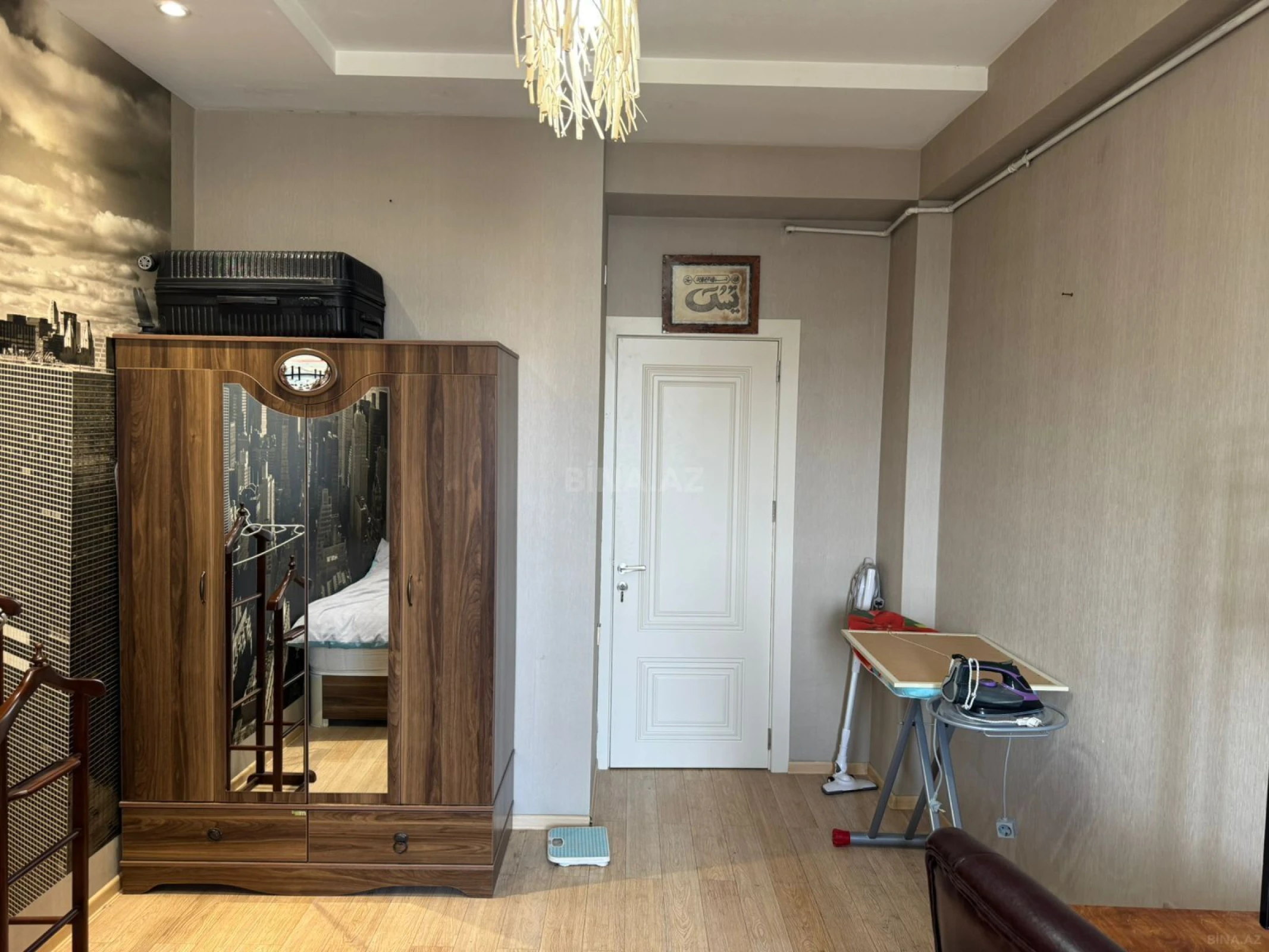 Satılır 3 otaqlı mənzil 117 m²
