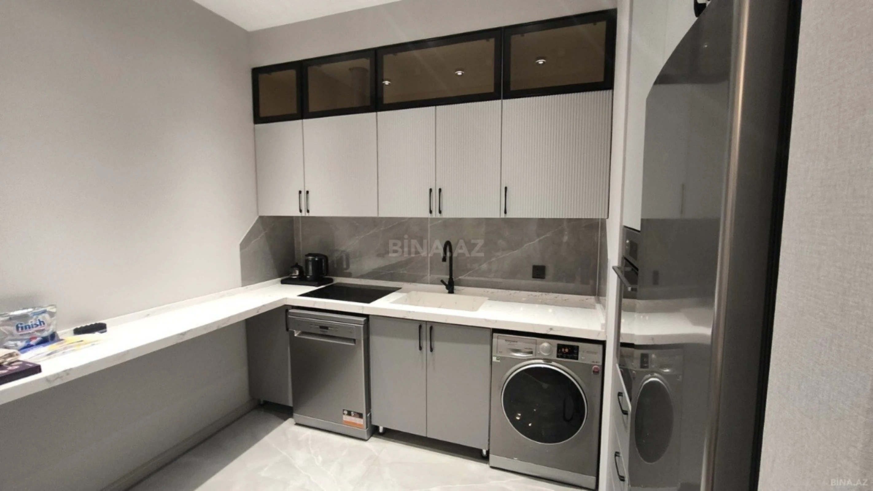 Kirayə verilir 2 otaqlı mənzil 63 m²