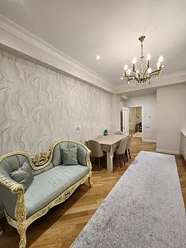Kirayə verilir 4 otaqlı mənzil 220 m²