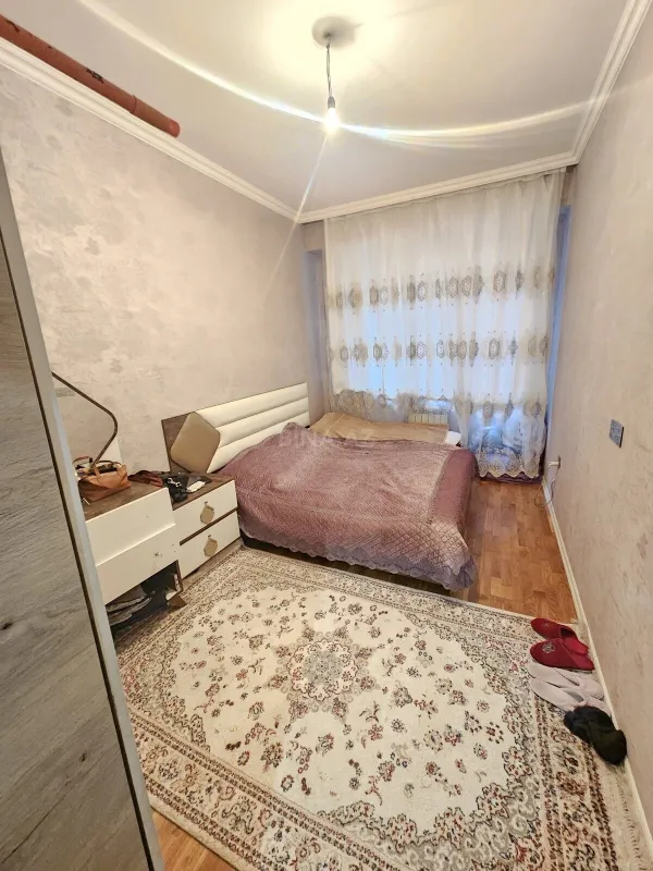 Satılır 3 otaqlı mənzil 63 m²