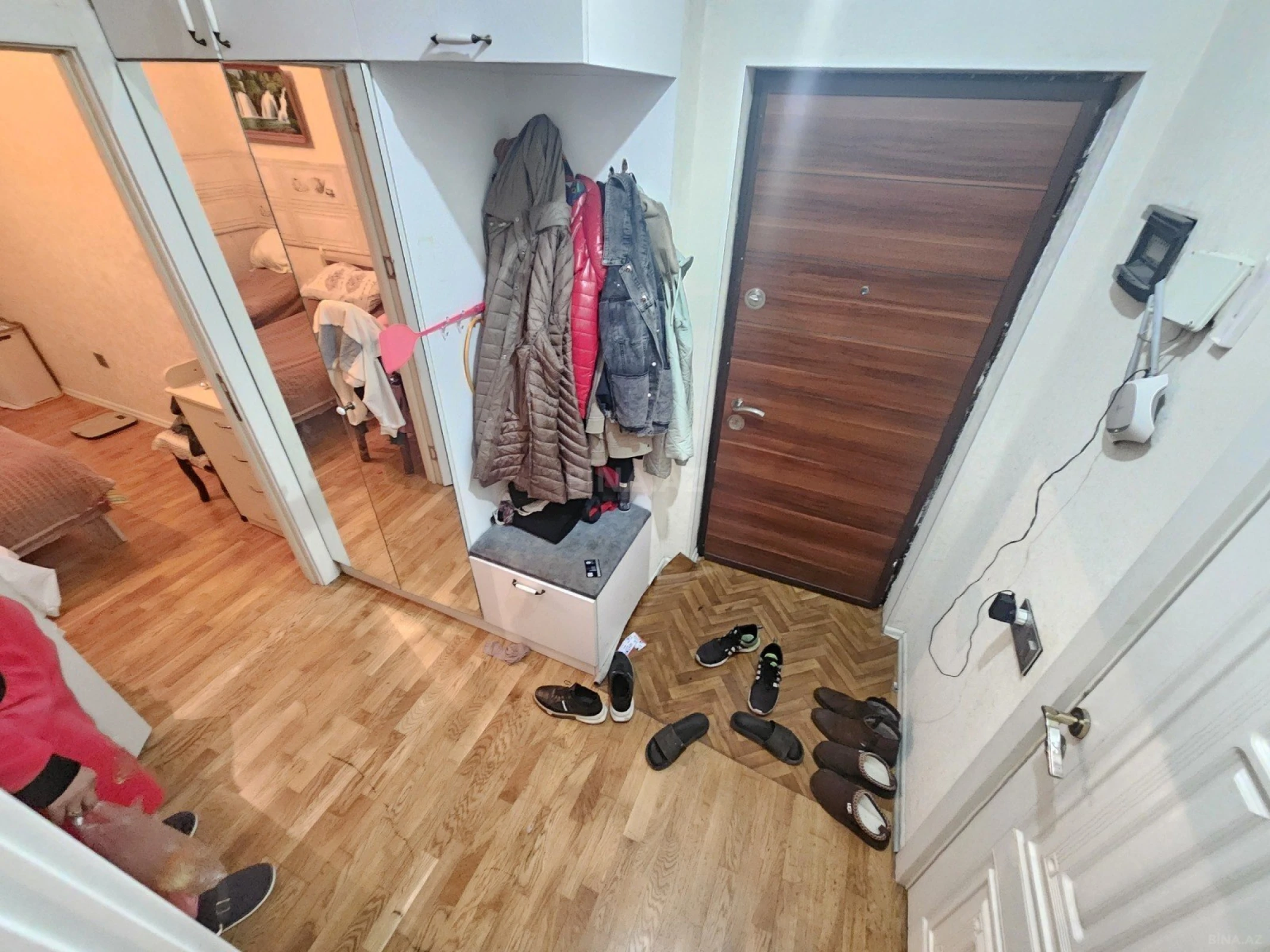 Satılır 3 otaqlı mənzil 63 m²