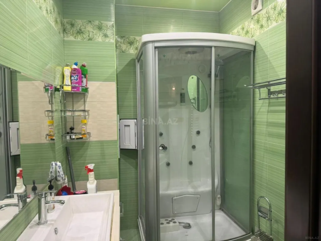 Satılır 3 otaqlı mənzil 200 m²