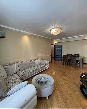 Satılır 2 otaqlı mənzil 72 m²