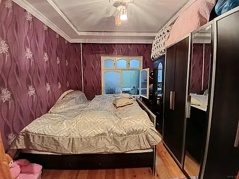 Satılır 2 otaqlı mənzil 70 m²