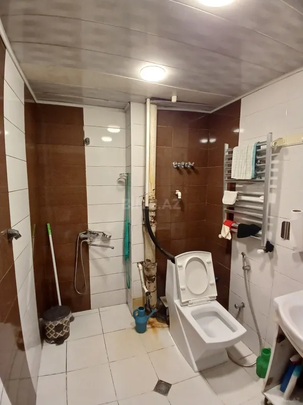 Satılır 2 otaqlı mənzil 70 m²