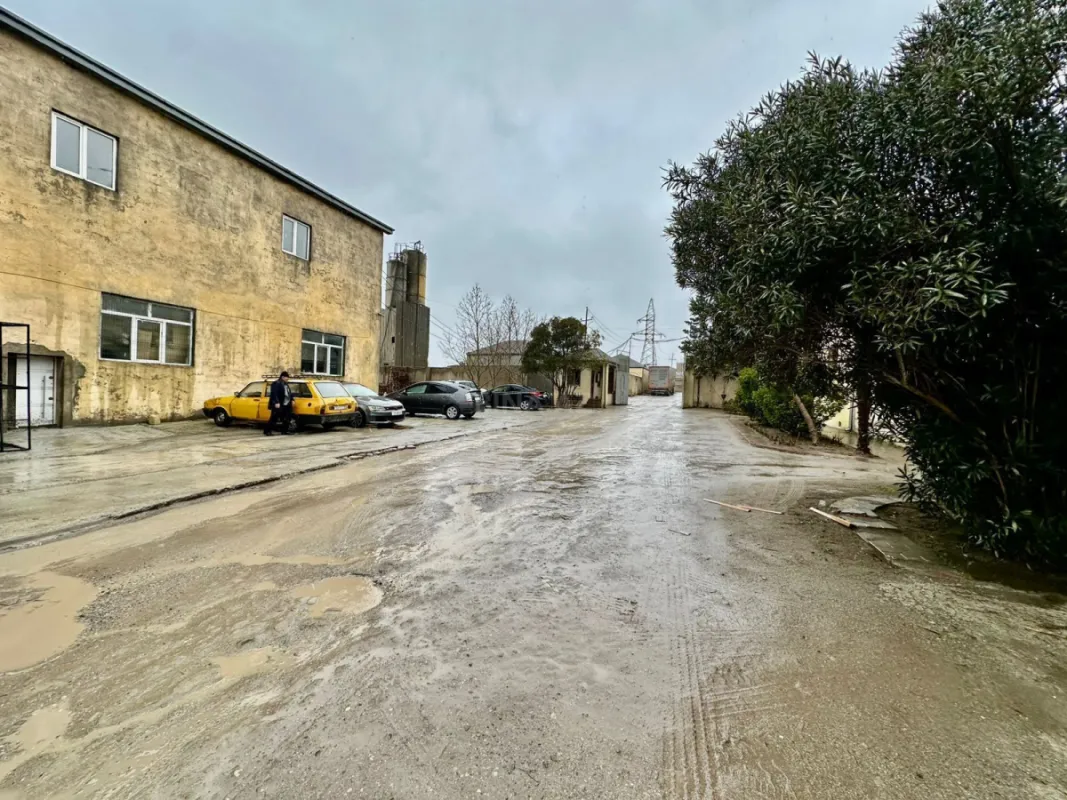 Kirayə verilir obyekt 2000 m²