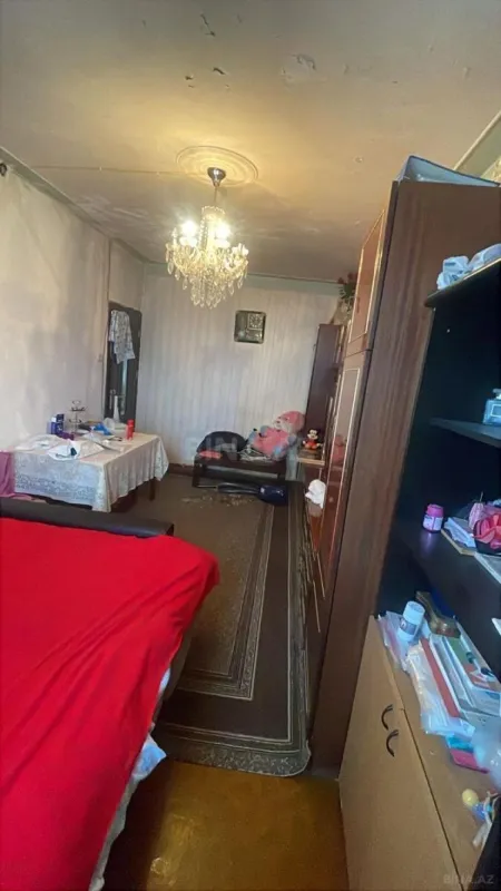 Satılır 4 otaqlı mənzil 82 m²