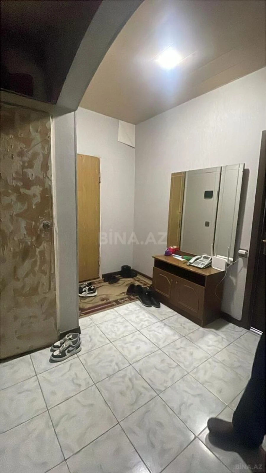 Satılır 4 otaqlı mənzil 82 m²