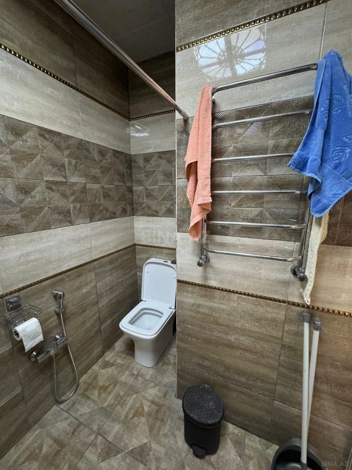 Kirayə verilir 2 otaqlı mənzil 65 m²