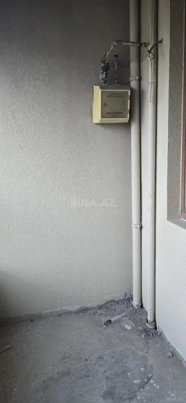 Satılır 3 otaqlı mənzil 137.5 m²