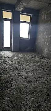 Satılır 3 otaqlı mənzil 137.5 m²