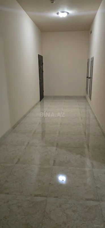 Satılır 3 otaqlı mənzil 137.5 m²