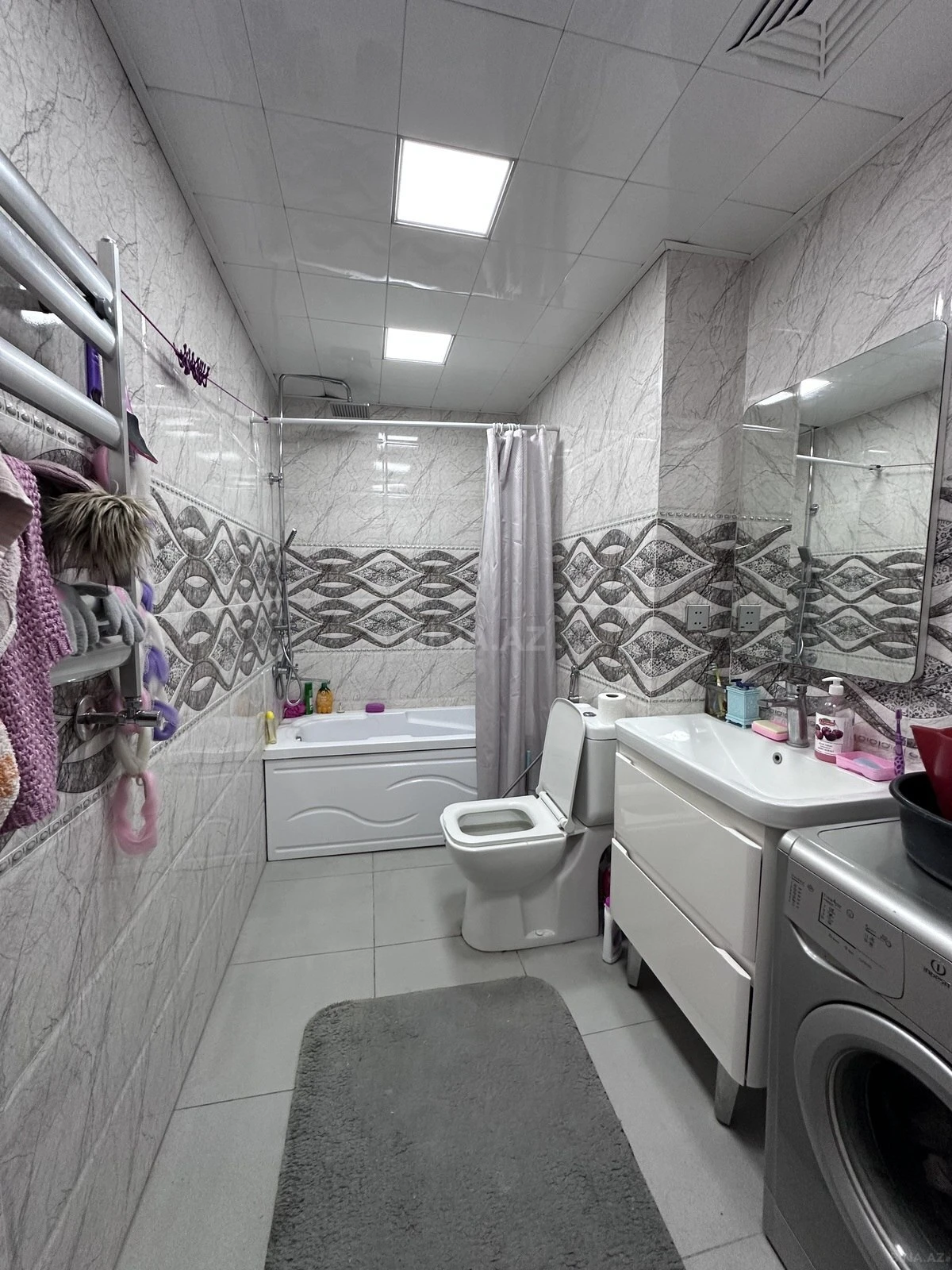 Satılır 2 otaqlı mənzil 60 m²