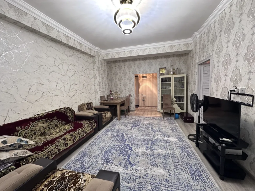 Satılır 2 otaqlı mənzil 60 m²