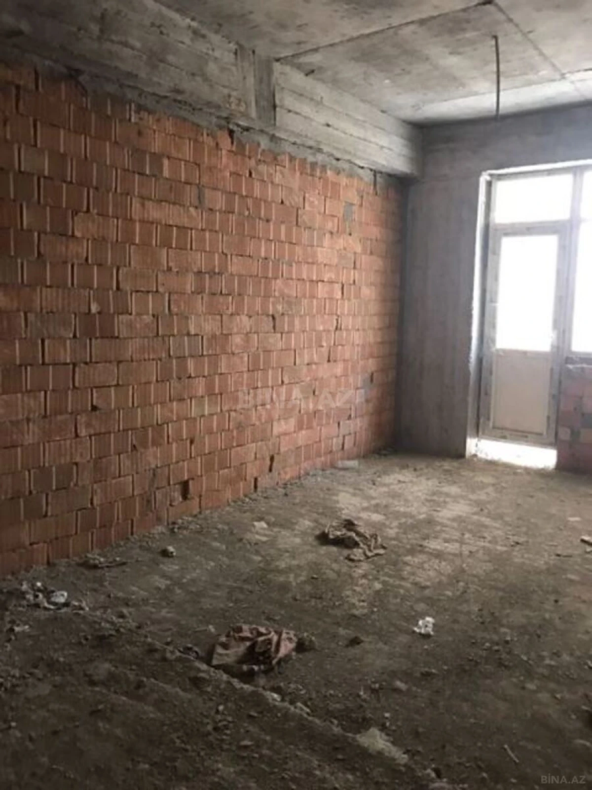 Satılır 1 otaqlı mənzil 55 m²