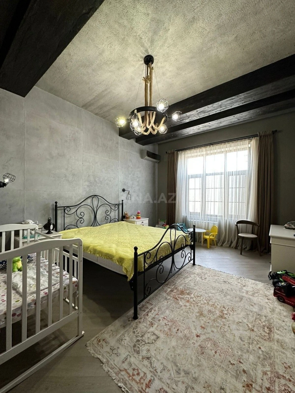 Kirayə verilir 6 otaqlı həyət evi 600 m²