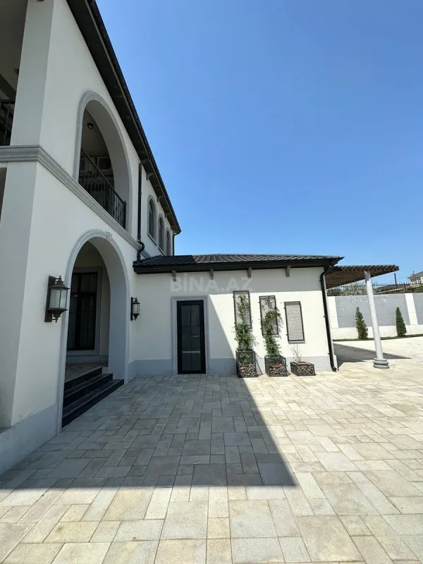 Kirayə verilir 6 otaqlı həyət evi 600 m²