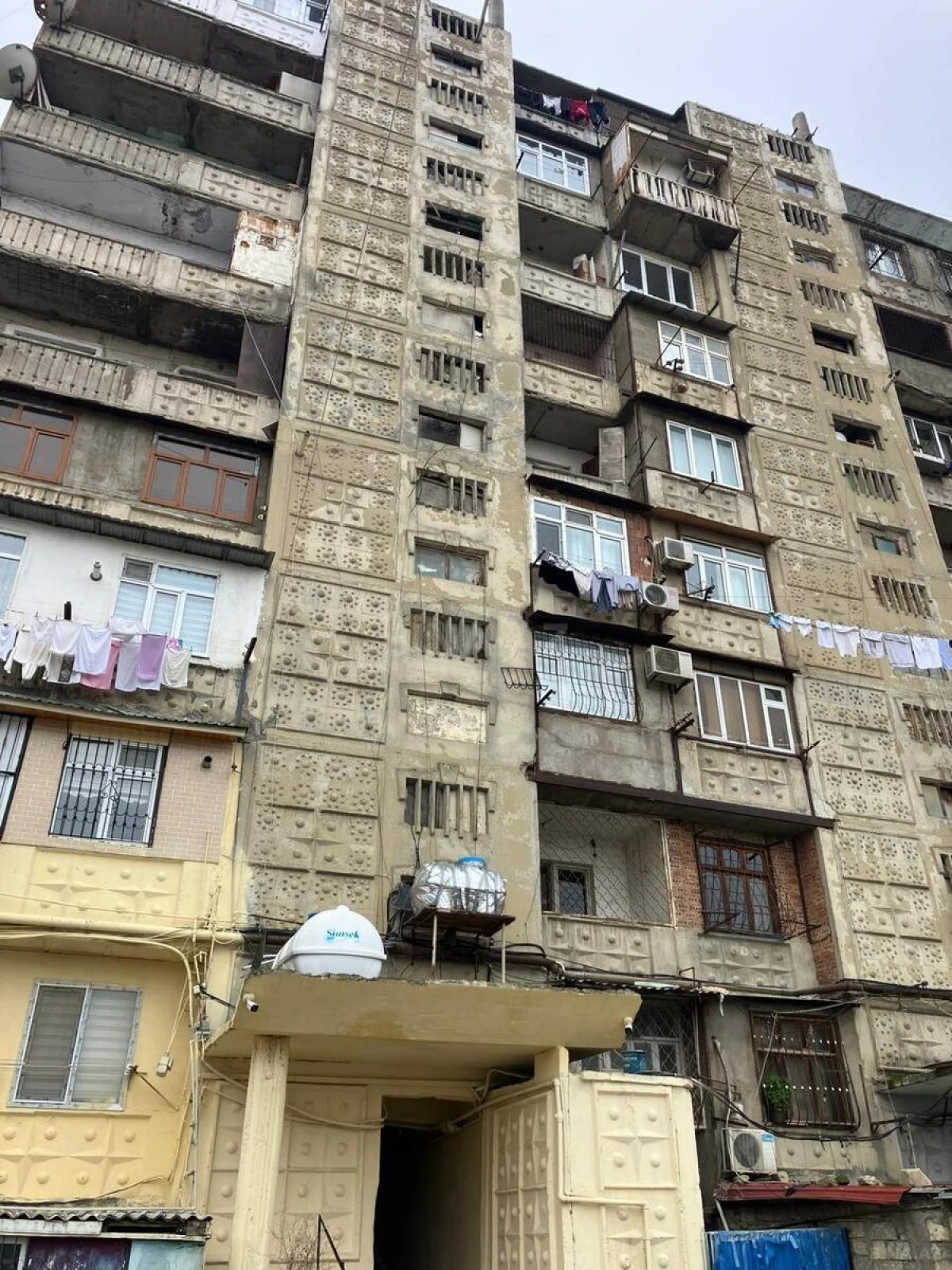 Satılır 2 otaqlı mənzil 60 m²