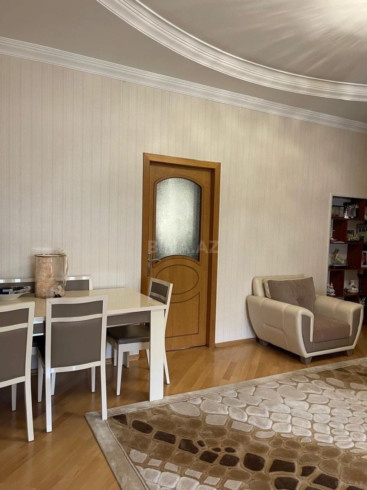 Kirayə verilir 3 otaqlı mənzil 90 m²