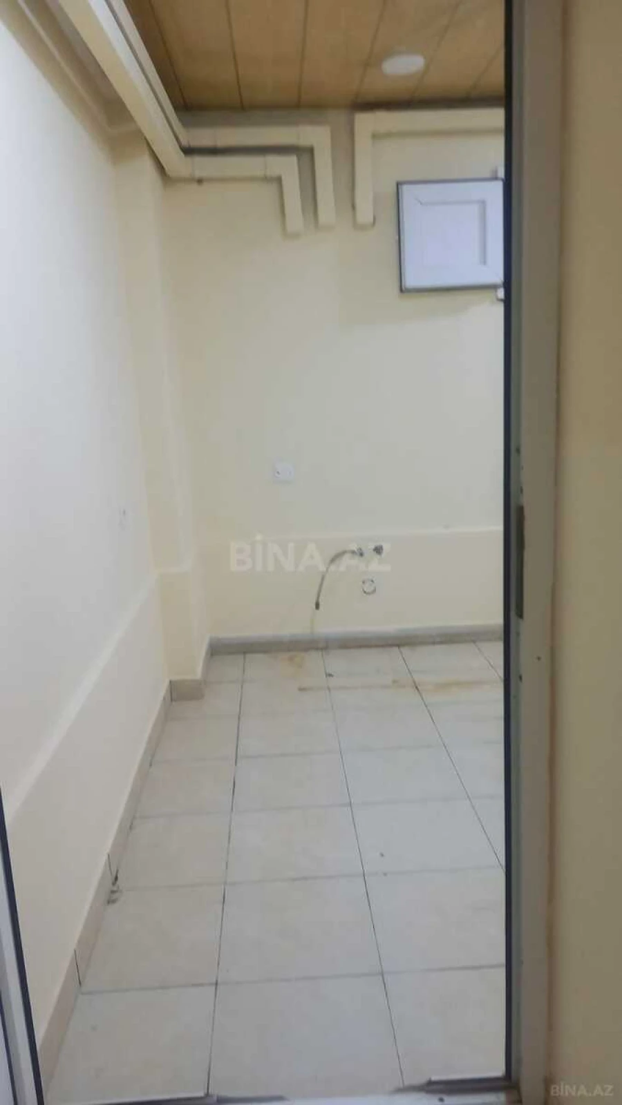 Satılır obyekt 145 m²