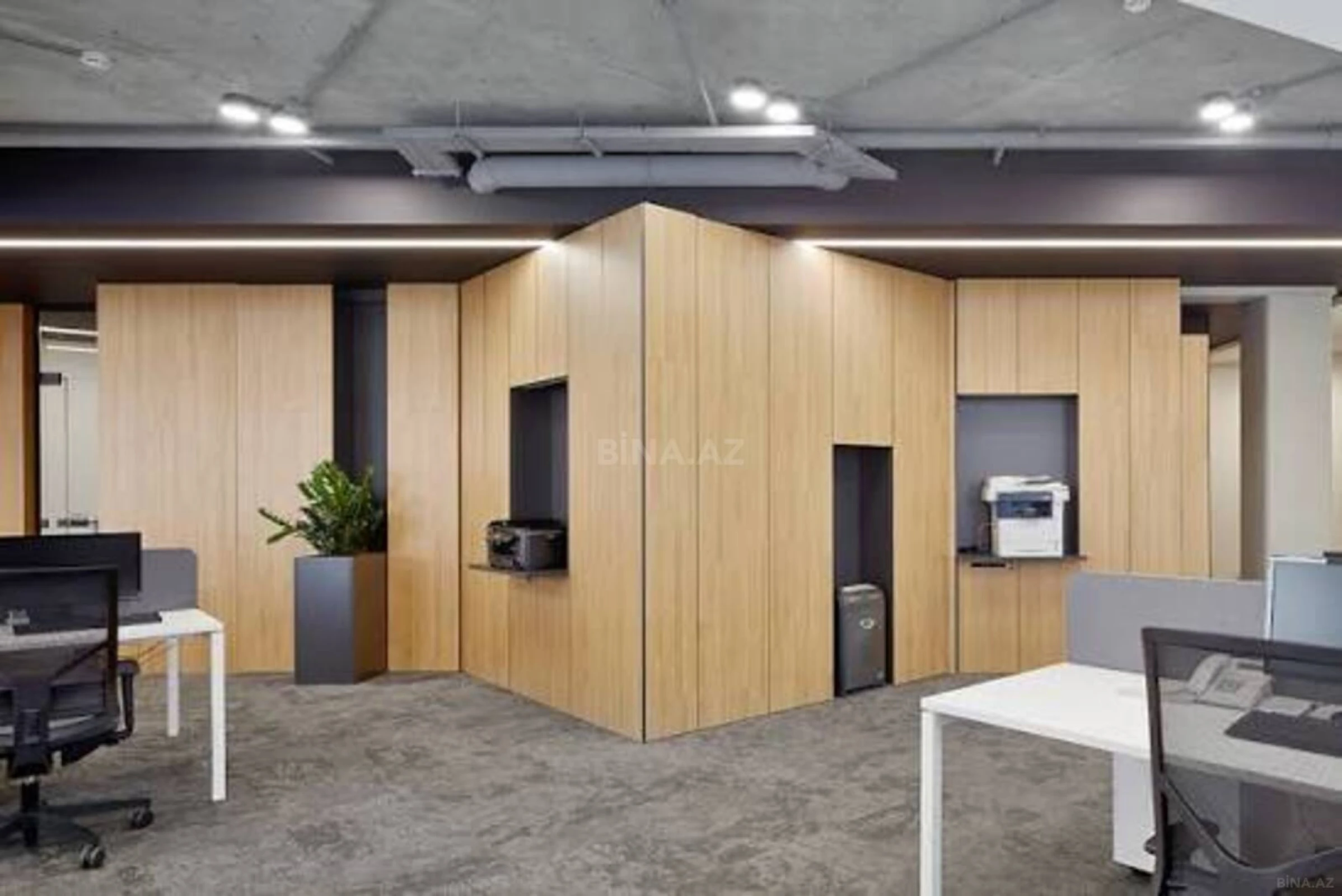 Satılır 4 otaqlı ofis 100 m²