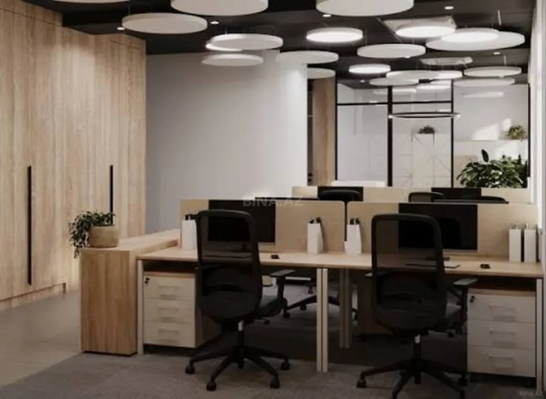Satılır 4 otaqlı ofis 100 m²