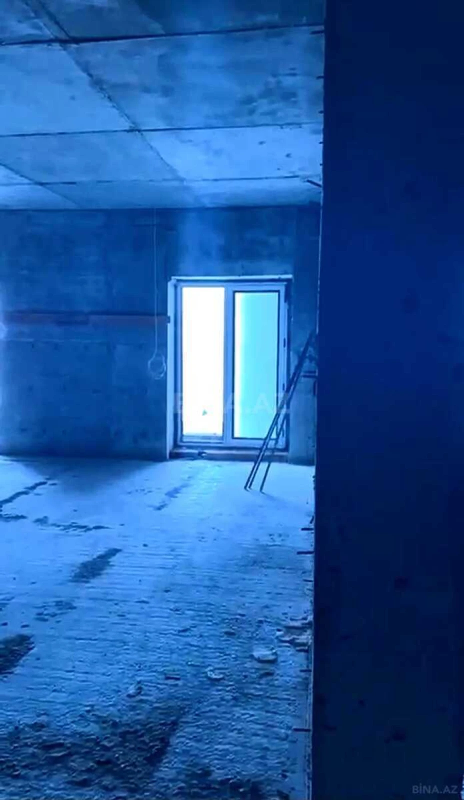 Satılır 2 otaqlı mənzil 110 m²