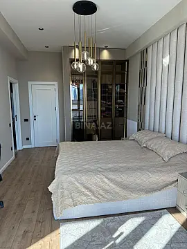 Satılır 3 otaqlı mənzil 140 m²