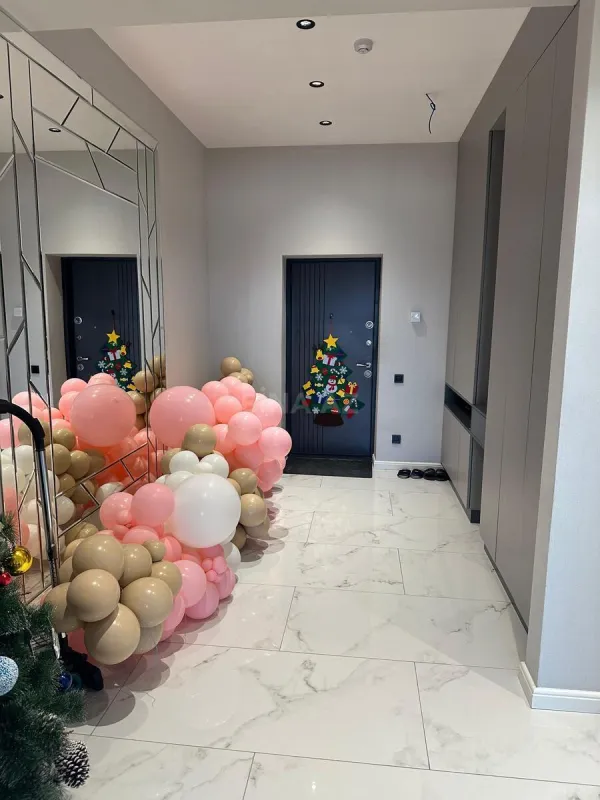 Satılır 3 otaqlı mənzil 140 m²