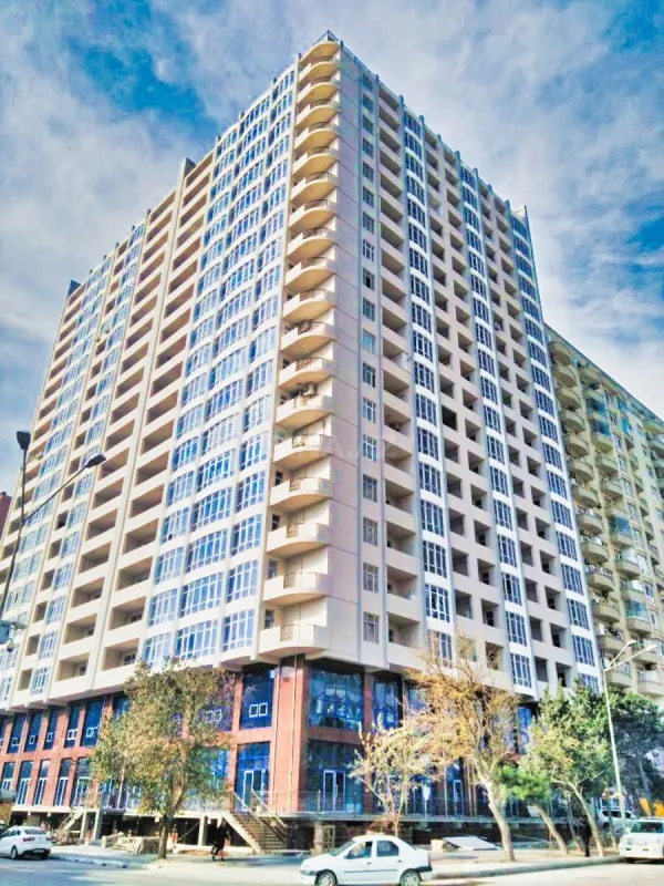 Satılır 2 otaqlı mənzil 65 m²