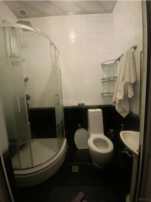 Satılır 4 otaqlı mənzil 140 m²