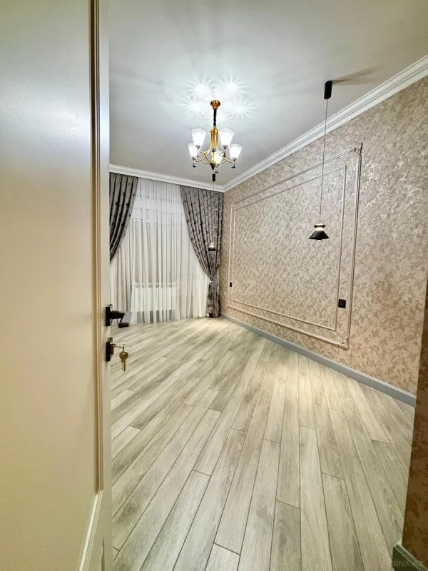 Satılır 2 otaqlı mənzil 80.7 m²
