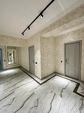 Satılır 2 otaqlı mənzil 80.7 m²