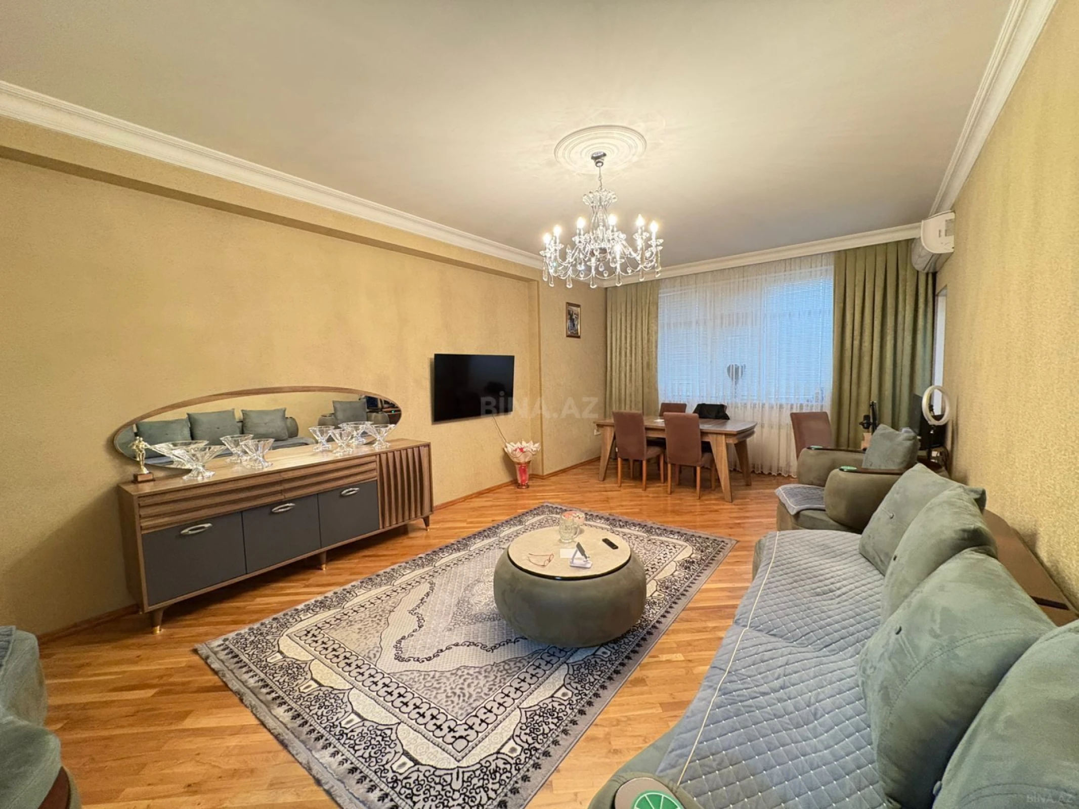 Satılır 3 otaqlı mənzil 102 m²