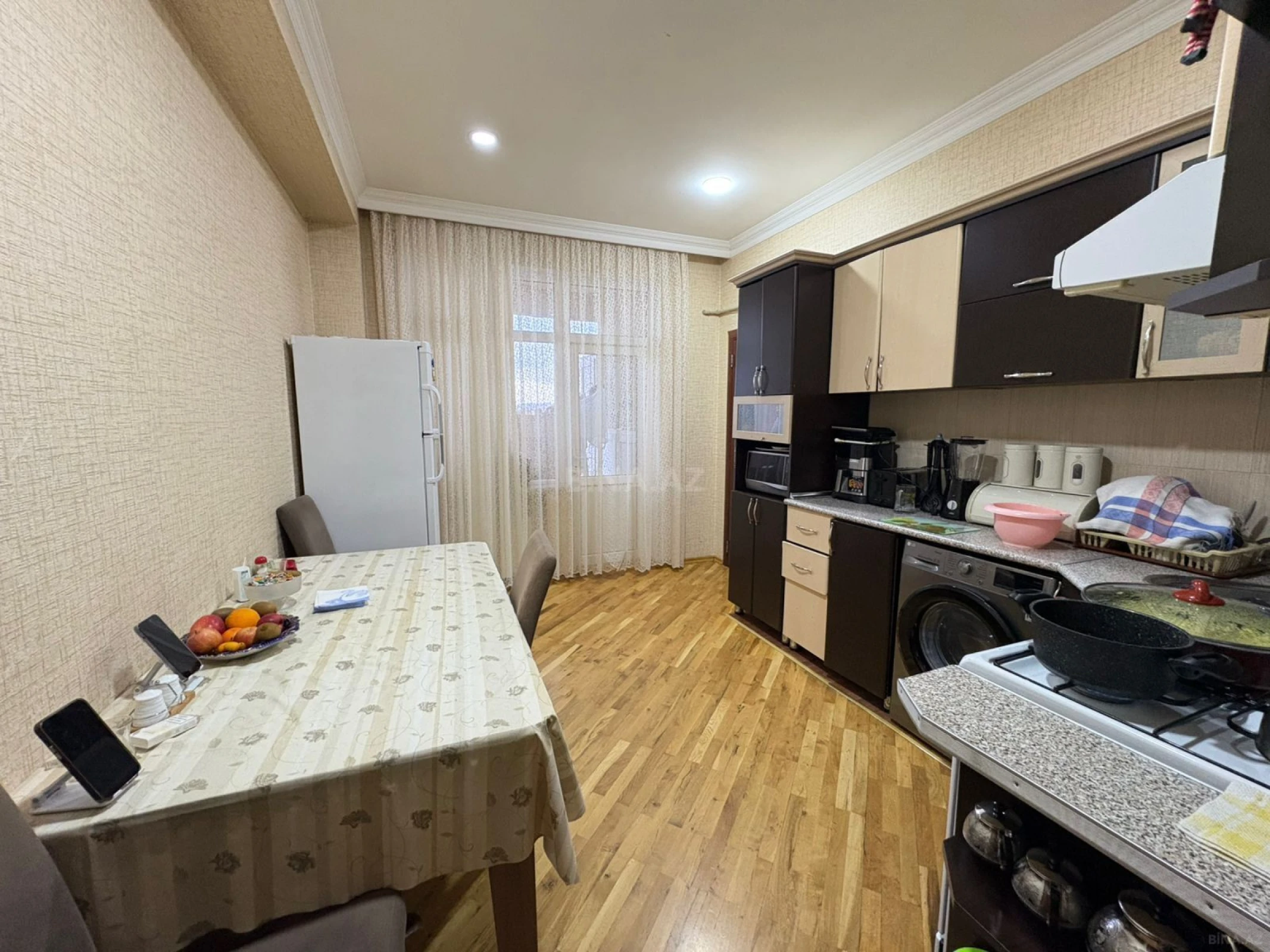 Satılır 3 otaqlı mənzil 102 m²