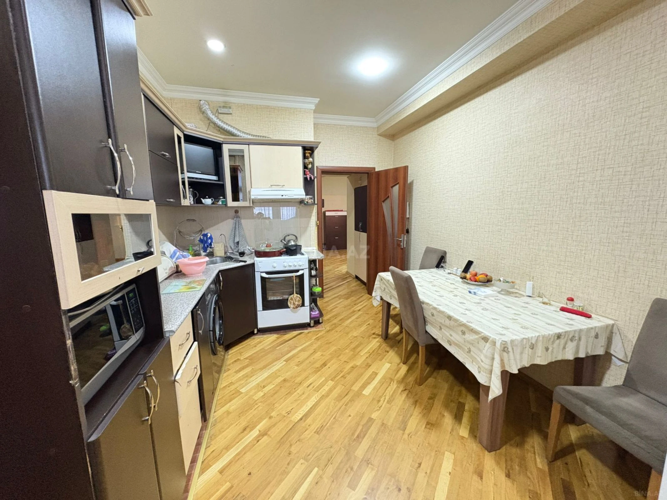 Satılır 3 otaqlı mənzil 102 m²