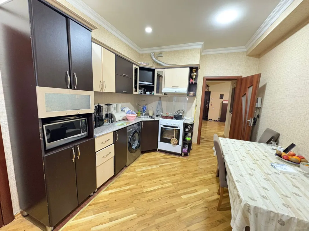 Satılır 3 otaqlı mənzil 102 m²