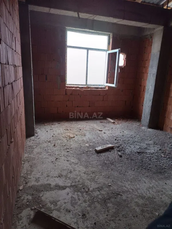 Satılır 1 otaqlı mənzil 42 m²