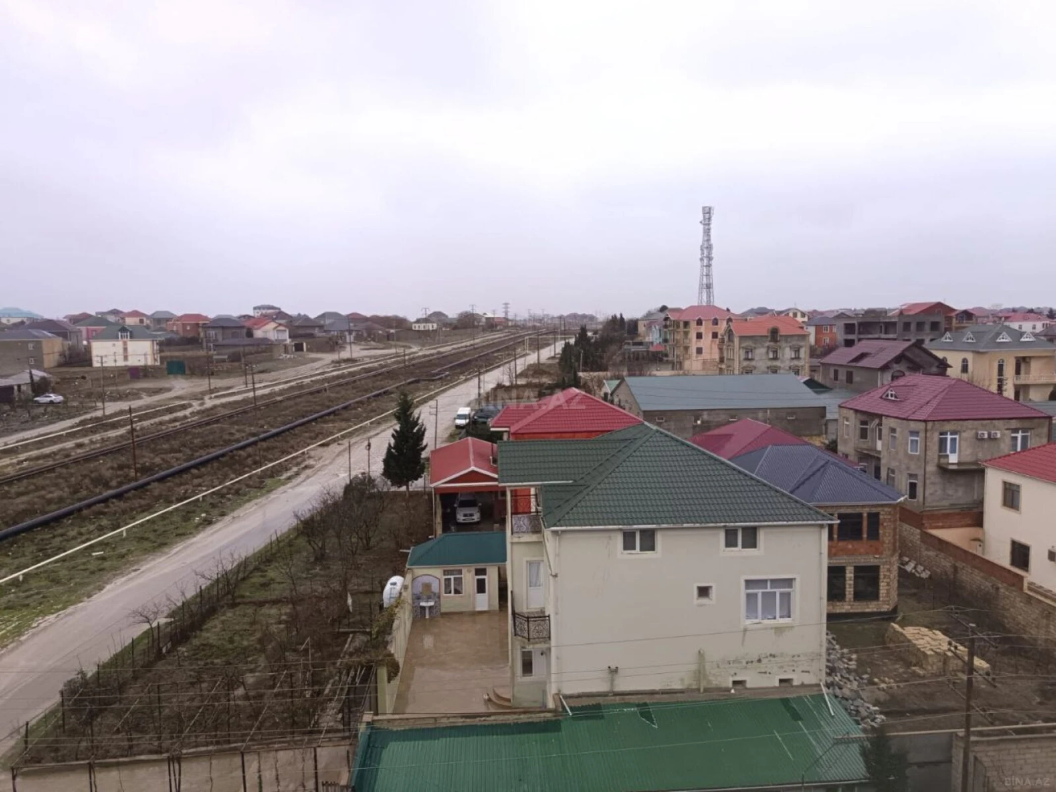 Satılır 1 otaqlı mənzil 42 m²