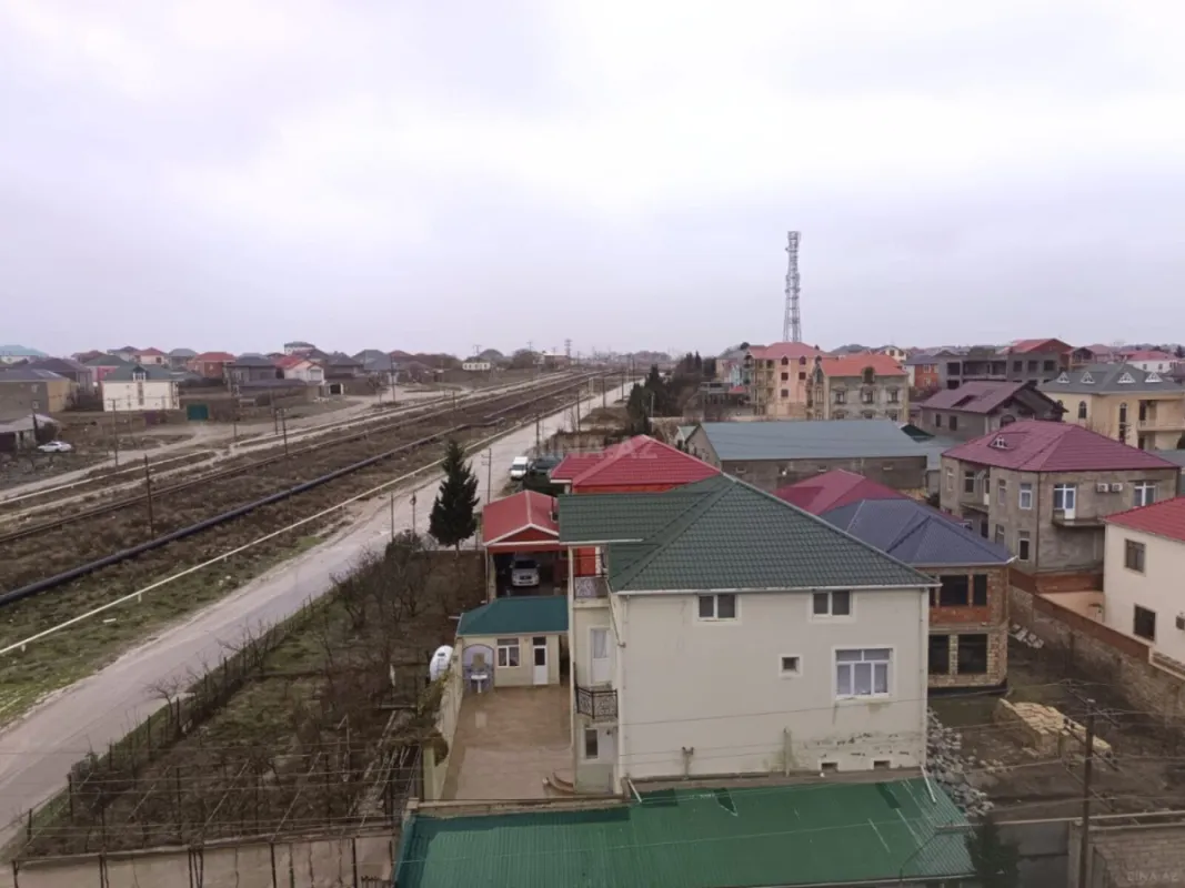 Satılır 1 otaqlı mənzil 42 m²