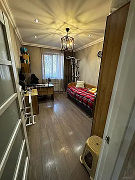 Satılır 5 otaqlı mənzil 120 m²