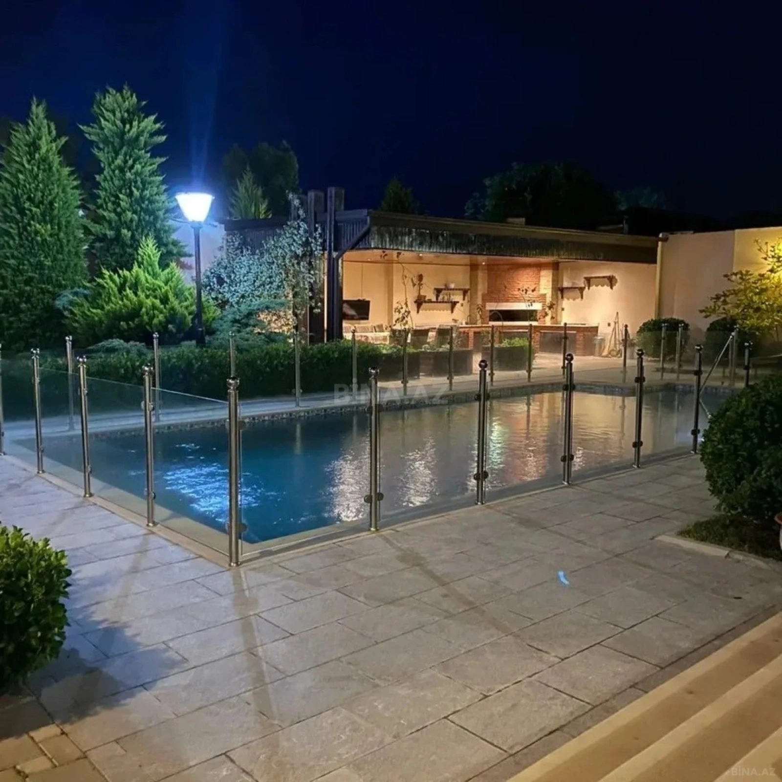 Kirayə verilir 5 otaqlı həyət evi 400 m²