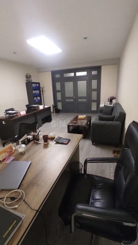 Kirayə verilir 1 otaqlı ofis 40 m²