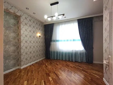 Satılır 3 otaqlı mənzil 116 m²