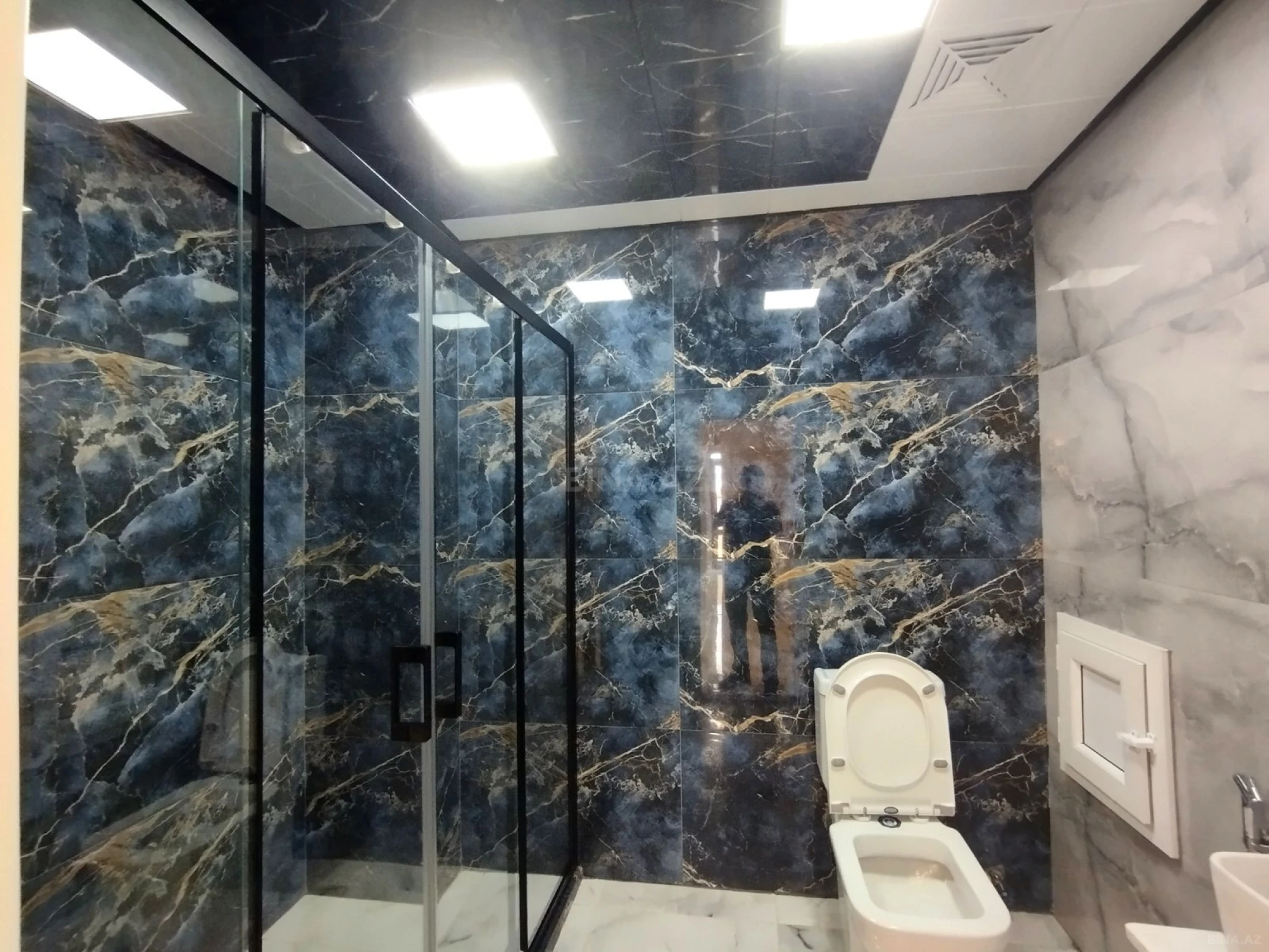 Satılır 3 otaqlı mənzil 116 m²