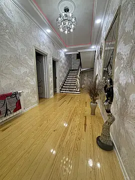 Satılır 6 otaqlı həyət evi 226 m²