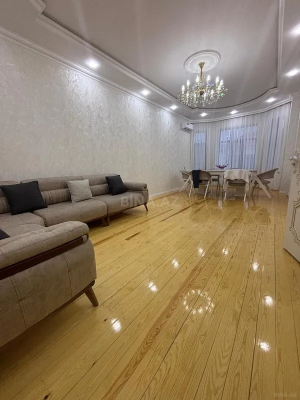Satılır 6 otaqlı həyət evi 226 m²